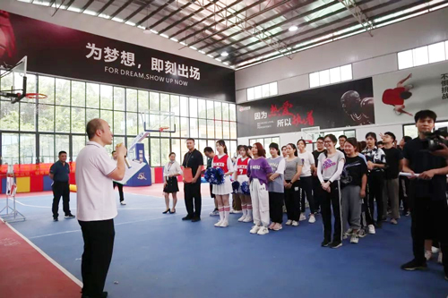 快乐运动，，，，，高效事情——九州酷游十五周年庆意见意义运动会